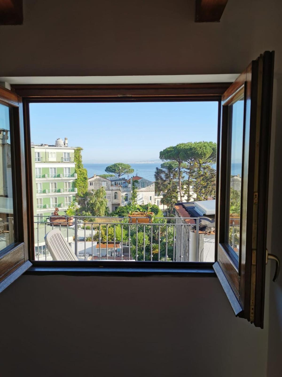 Apartmán Rossy House Sorrento Pokoj fotografie